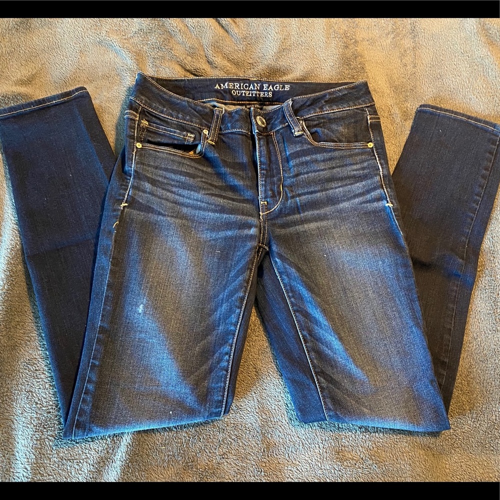 American Eagle Medium Wash Skinny Jeans (6)